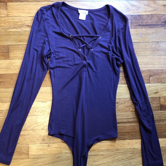 Dark plum bodysuit - Picture 1 of 2